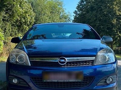 Opel Astra GTC
