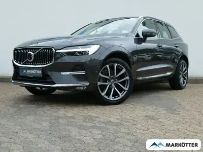 Gebraucht Volvo XC60 Plus 197 PS (144 kW) 2023 Grau SUV