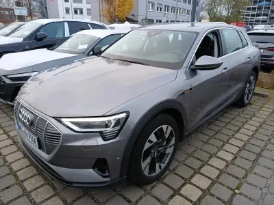 Second-hand Audi e-tron 230 kW (313 CP) 2022 Gri SUV