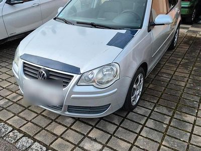 Gebraucht VW Polo 75 PS (55 kW) 2006 Silber Kleinwagen