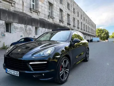 Gebraucht Porsche Cayenne Turbo 420 PS (308 kW) 2014 Schwarz SUV