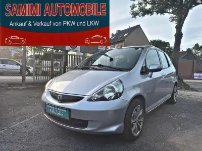 Gebraucht Honda Jazz LS 83 PS (61 kW) 2007 Alabaster silver m. Kleinwagen