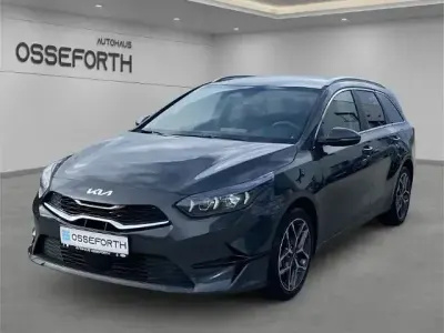 Gebraucht Kia Ceed Sportswagon 140 PS (102 kW) 2025 Grau Kombi