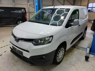Gebraucht Toyota Proace City City 131 PS (96 kW) 2024 Weiß Van / Kleinbus
