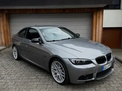 Gebraucht BMW 325 M Sport 218 PS (160 kW) 2009 Grau Coupé