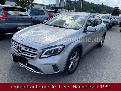 Mercedes GLA220