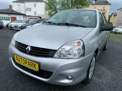 Gebraucht Renault Clio II 75 PS (55 kW) 2010 Silber Limousine