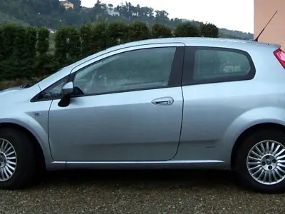 Gebraucht Fiat Grande Punto Dynamic 95 PS (69 kW) 2007 Silber Kleinwagen