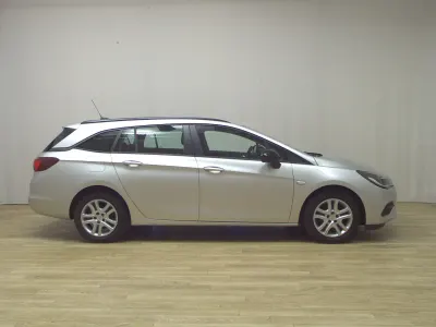 Second-hand Opel Astra Edition 130 CP (95 kW) 2022 Argintiu Break