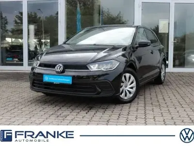 Gebraucht VW Polo IQ Drive 95 PS (69 kW) 2024 Deep black perleffekt Kleinwagen
