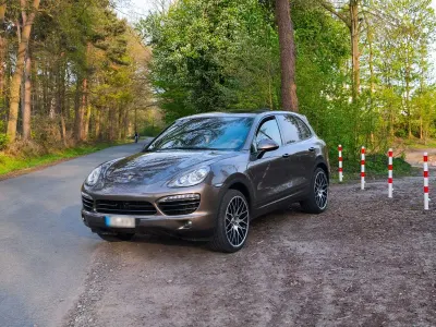 Usata Porsche Cayenne 317 CV (233 kW) 2011 Marrone SUV