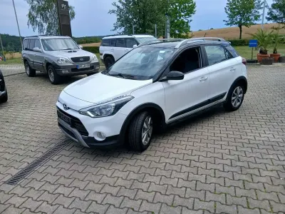Gebraucht Hyundai i20 Active 101 PS (74 kW) 2019 Weiß Kleinwagen