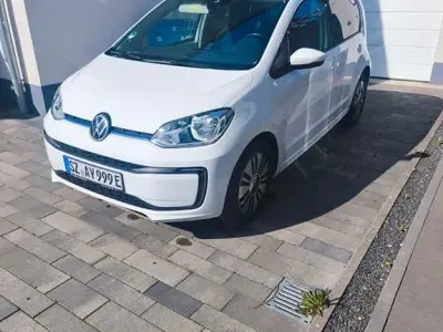 Second-hand VW e-up! United 61 kW (83 CP) 2021 Alb Hatchback