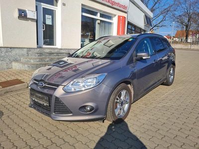 Gebraucht Ford Focus SYNC Edition 125 PS (91 kW) 2014 Braun Kombi