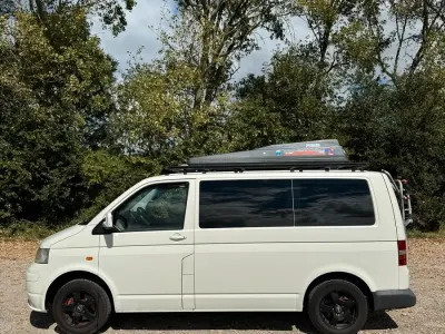 Używany VW Transporter 86 KM (63 kW) 2004 Biały Van