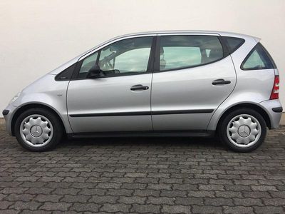 Usata Mercedes A160 102 CV (75 kW) 2002 Argento Berlina
