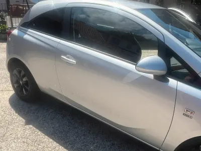 Gebraucht Opel Corsa Edition 69 PS (50 kW) 2019 Silber Kleinwagen