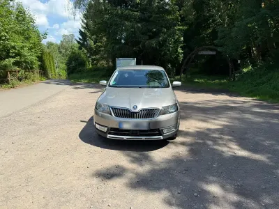 Gebraucht Skoda Rapid ScoutLine 110 PS (80 kW) 2016 Andere farben Kleinwagen
