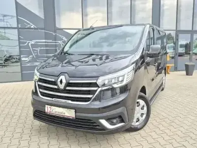 Gebraucht Renault Trafic Life 110 PS (80 kW) 2021 Schwarz Van / Kleinbus