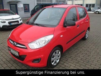 Gebraucht Hyundai i10 Edition 69 PS (50 kW) 2012 Rot Kleinwagen