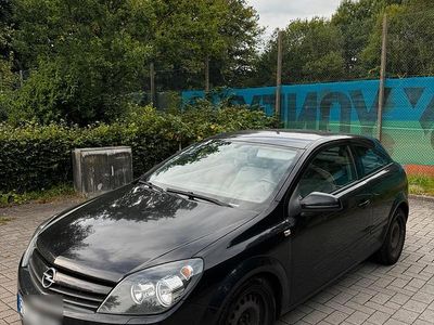 Opel Astra GTC