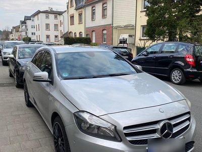 Gebraucht Mercedes A180 120 PS (88 kW) 2012 Silber Limousine