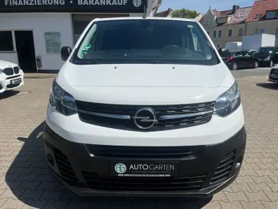 Gebraucht Opel Vivaro-e Combi Edition 150 PS (110 kW) 2020 Weiß Van / Kleinbus