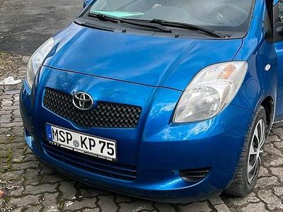 Gebraucht Toyota Yaris 80 PS (58 kW) 2008 Blau Kleinwagen