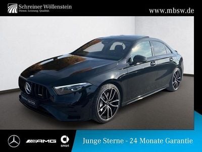 Schwarz kosmosschwarz Gebraucht 2024 Mercedes A35 AMG AMG Limousine | 43.870 € (Fairer Preis)