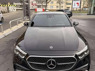 Gebraucht Mercedes E220 AMG Line Premium Plus 197 PS (144 kW) 2023 Schwarz Limousine
