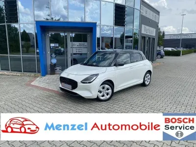Gebraucht Suzuki Swift Comfort+ 83 PS (61 kW) 2025 Weiß Kleinwagen