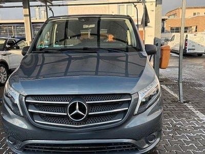 Gebraucht Mercedes Vito 190 PS (139 kW) 2018 Grau Van