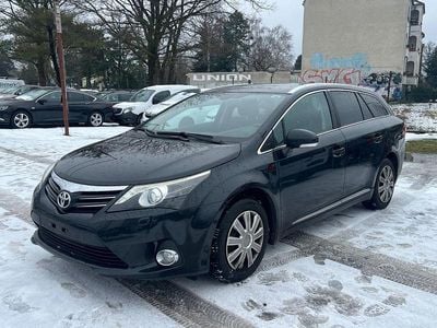 Schwarz Gebraucht 2014 Toyota Avensis Executive Kombi | 6.399 € (Guter Preis)