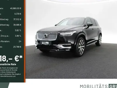 Second-hand Volvo XC90 Plus 235 CP (172 kW) 2023 Negru SUV