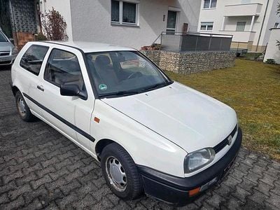 Gebraucht VW Golf III 75 PS (55 kW) 1993 Weiß Kleinwagen