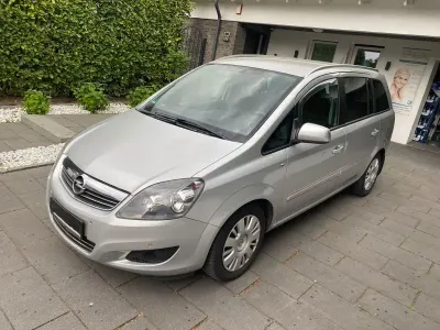 Brugt Opel Zafira Family 116 HK (85 kW) 2012 Sølv MPV