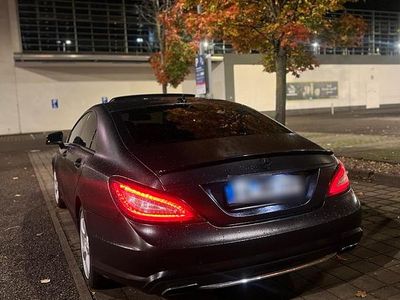 Grau Gebraucht 2011 Mercedes CLS350 Limousine | 19.999 € (Etwas zu teuer)