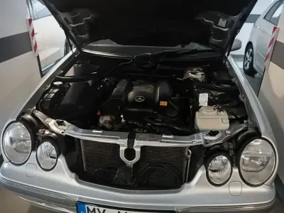 Gebraucht Mercedes E280 Elegance 205 PS (150 kW) 2001 Limousine