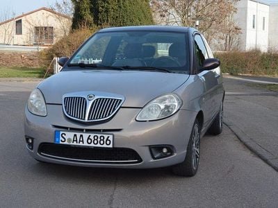 Gebraucht Lancia Ypsilon 95 PS (69 kW) 2007 Sironi perlmutt/bordeaux Kleinwagen