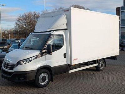 Weiß Gebraucht 2023 Iveco Daily | 38.900 € (Teuer)