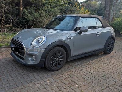 Second-hand Mini One Cabriolet 102 CP (75 kW) 2018 Gri Cabrio