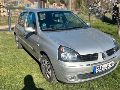 Usata Renault Clio II 75 CV (55 kW) 2005 Grigio Berlina