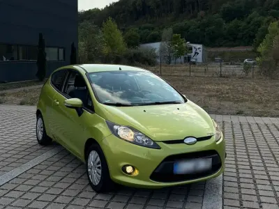 Gebraucht Ford Fiesta 60 PS (44 kW) 2009 Grün Kleinwagen