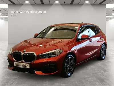 Gebraucht BMW 120 Sport Line 178 PS (130 kW) 2023 Orange Limousine