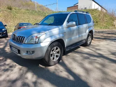 Gebraucht Toyota Land Cruiser 173 PS (127 kW) 2005 Silber SUV