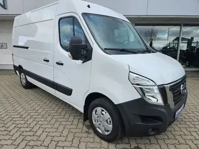 Second-hand Nissan NV400 Comfort 135 CP (99 kW) 2022 Alb Van