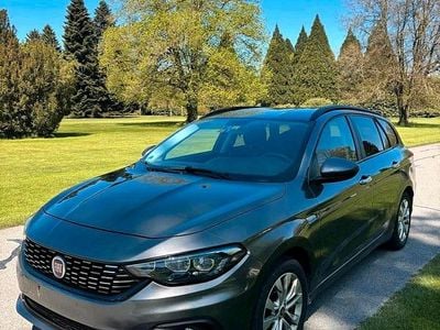 Begagnad Fiat Tipo 120 HK (88 kW) 2016 Grå Kombi