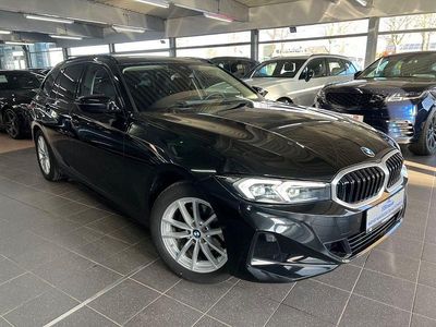 Gebraucht BMW 320 190 PS (139 kW) 2023 Saphirschwarz Kombi