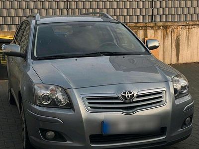 Gebraucht Toyota Avensis 124 PS (91 kW) 2007 Silber Kombi