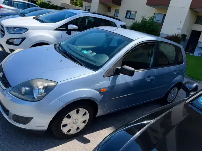 Gebraucht Ford Fiesta 68 PS (50 kW) 2007 Blau Kleinwagen